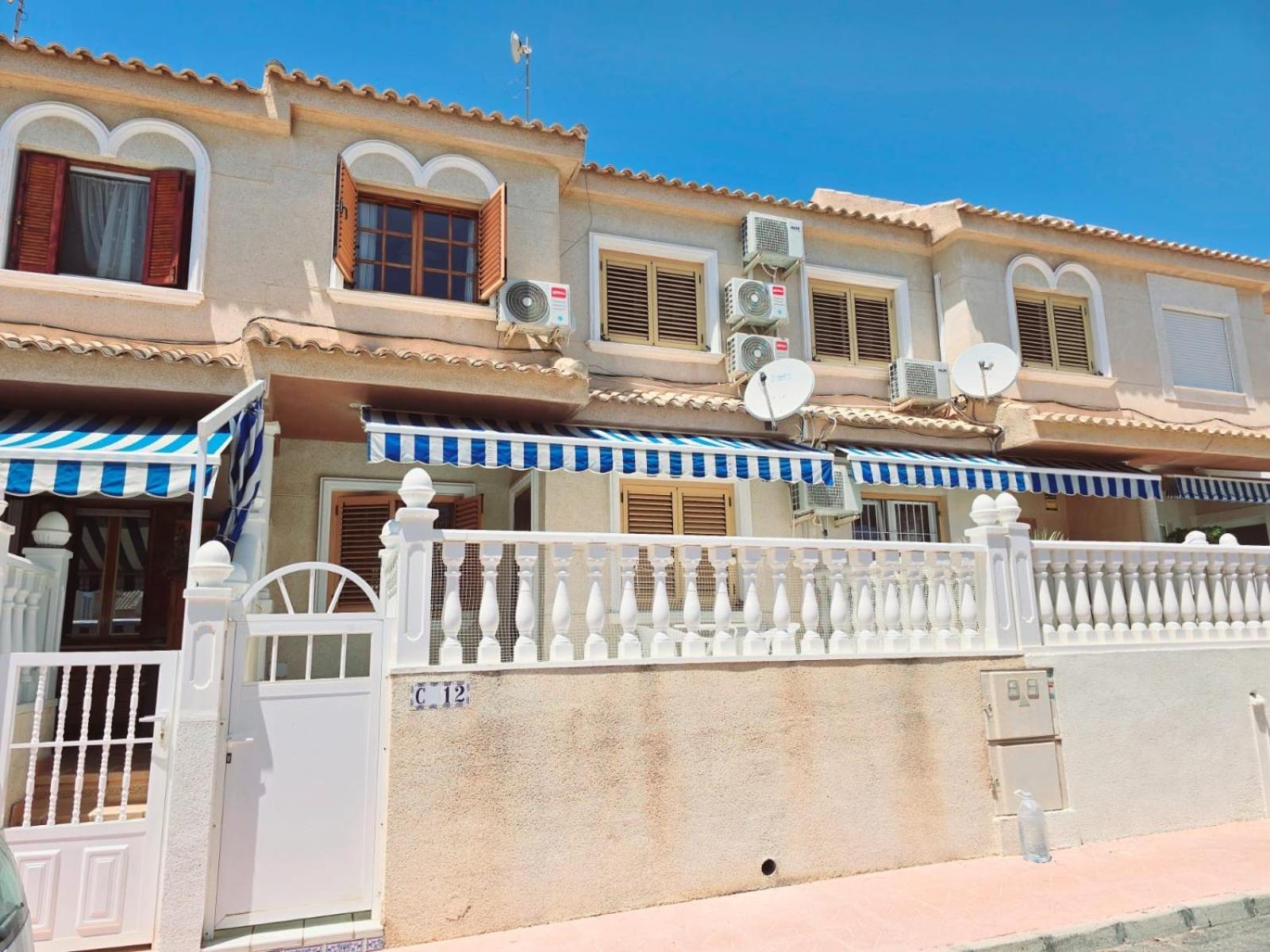 Вілла Apartament-Bungalow La Mata Торрев'єха Екстер'єр фото